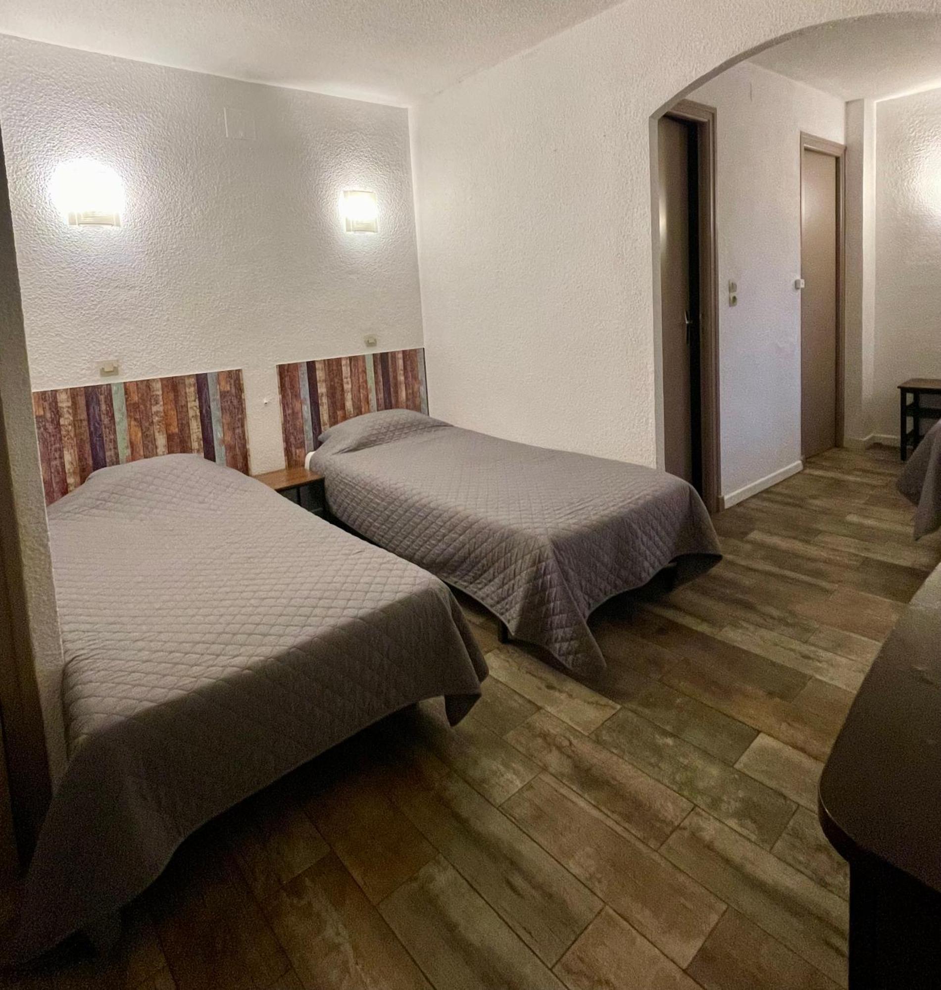 Hotel Alexander Perpignan Bilik gambar