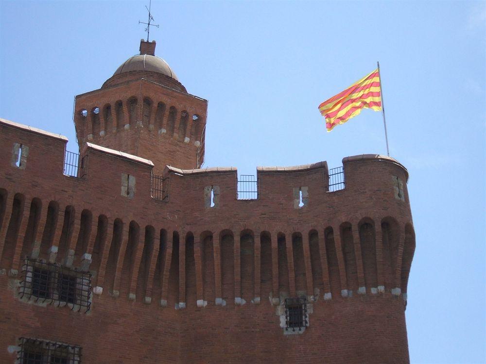 Hotel Alexander Perpignan Luaran gambar