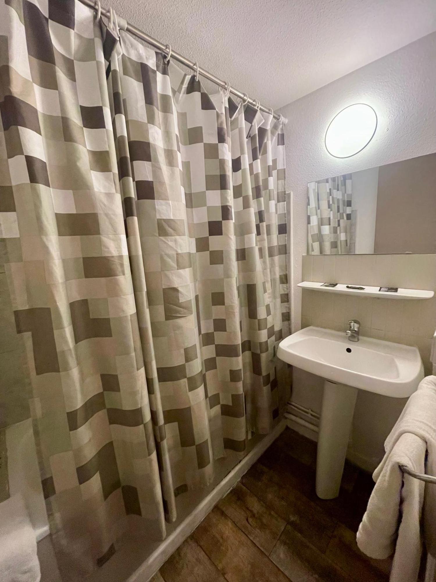 Hotel Alexander Perpignan Luaran gambar