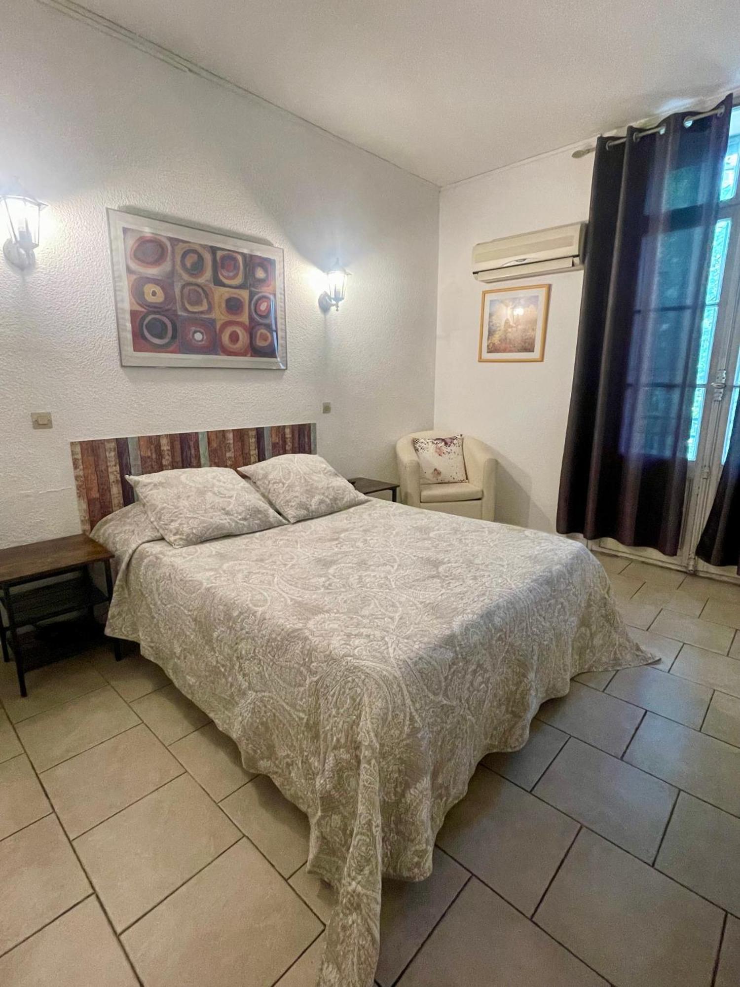 Hotel Alexander Perpignan Luaran gambar