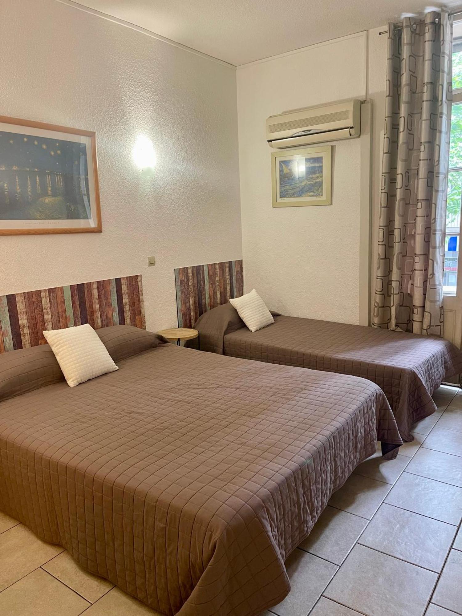Hotel Alexander Perpignan Luaran gambar