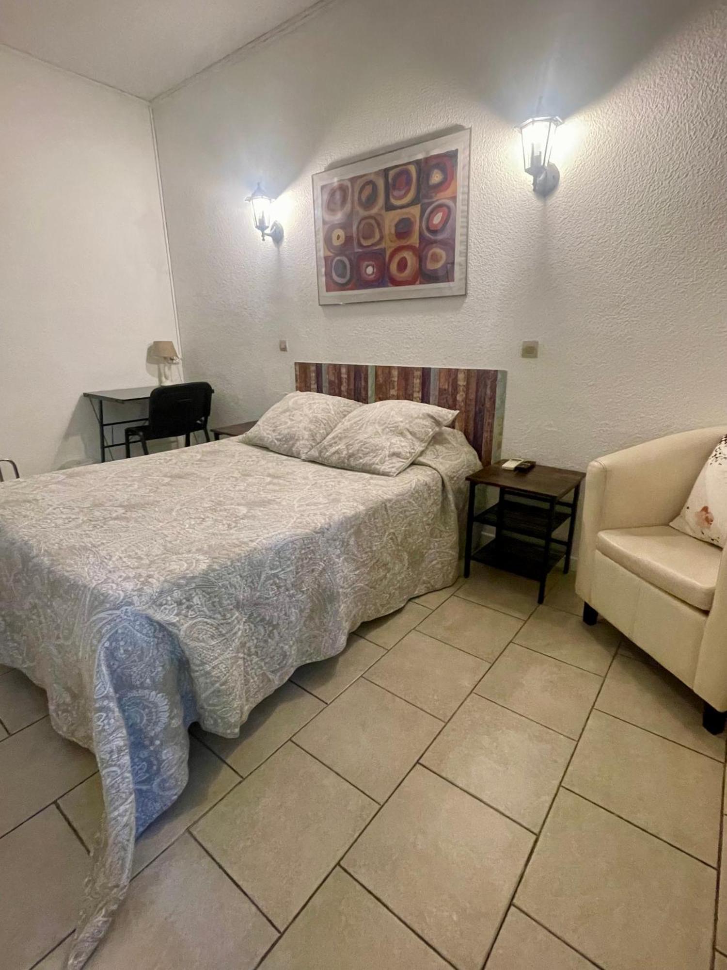 Hotel Alexander Perpignan Luaran gambar